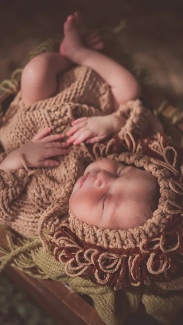 Newborn promo booking fee 20%