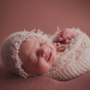 Baby wrapping (20% booking fee)